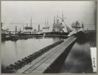 Quai du magazine à City Point, Virginie, c.1865